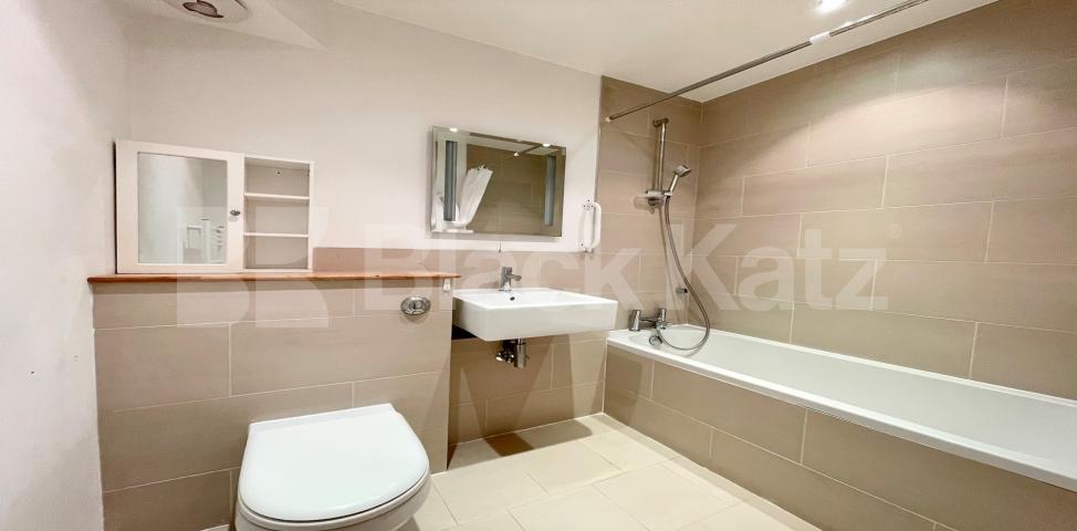 			LET , 2 Bedroom, 2 bath, 1 reception Apartment			 Kamen House - Magdalen Street, London Bridge